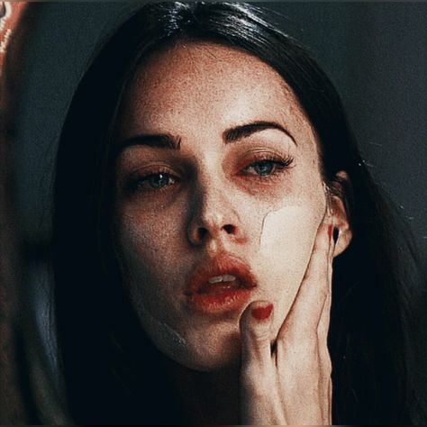 Jennifer's body Megan Fox Jennifer's Body, Jennifer Body, Jennifer's Body Aesthetic, Vintage Scenery, Megan Fox Style, Iconic Movie Characters, Jennifer Check, Megan Denise Fox, Hell Is A Teenage Girl