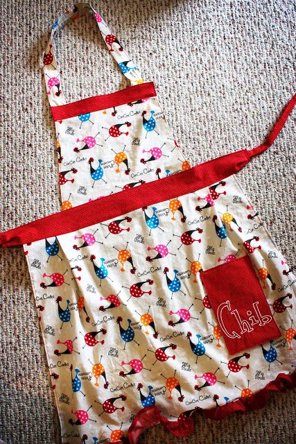 Easy Apron, Apron Pattern Free, Flirty Aprons, Apron Tutorial, Diy Apron, Apron Set, Apron Patterns, Apron Ideas, Apron Sewing