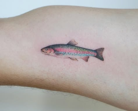 mostly poked rainbow trout cutie 🐟🌈 ty brayden Trout Tattoo Women, Small Trout Tattoo, Trout Fish Tattoo, Rainbow Fish Tattoo, Rainbow Trout Tattoo, Small Fish Tattoo, Salmon Tattoo, Tattoo Fishing, Trout Tattoo