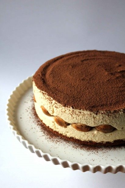 Tiramisu Cheesecake | Tasty Kitchen: A Happy Recipe Community! Cheesecake Tiramisu, Frozen Tiramisu, New Year Snacks, Creme Puffs, Make Tiramisu, Cheesecake Homemade, Using Cream Cheese, Cappuccino Cake, Tiramisu Recept