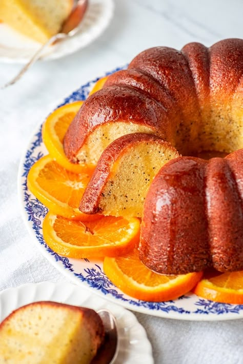 Orange Poppy Seed Bundt Cake #MyVintageRecipe Orange Poppy Seed Cake, Seed Cake Recipe, Lemon Coffee Cake, Perfect Pound Cake, Poppy Seed Cake Recipe, Pastry Photography, Poppy Seed Bundt Cake, Easy Bundt Cake Recipes, Lemon Coffee