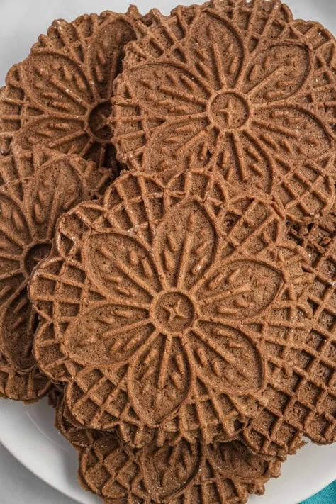 Chocolate Pizzelles - The Suburban Soapbox Chocolate Pizzelles, Chocolate Pizzelle Recipe, Pizelle Recipe, Bake Sale Cookies, Pizzelle Maker, Pizzelle Cookies, Pizzelle Recipe, Dessert Items, Waffle Cookies