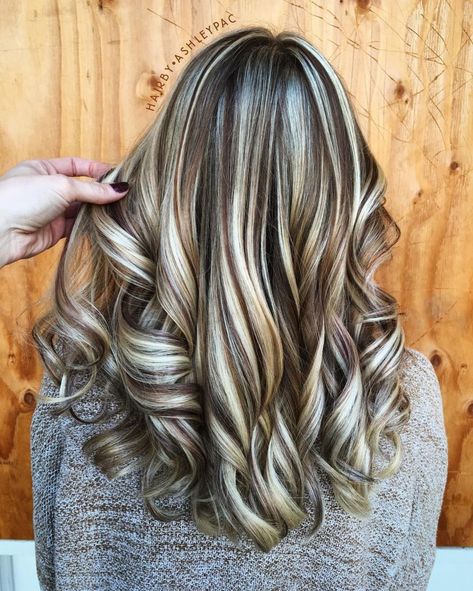 Blonde Highlights For Light Brown Hair Hair With Highlights And Lowlights, Brown Hair With Highlights And Lowlights, High And Low Lights, Brown Hair Shades, Brown Hair With Blonde, Hair Highlights And Lowlights, Highlights Ideas, Hair With Blonde Highlights, Blonde Streaks