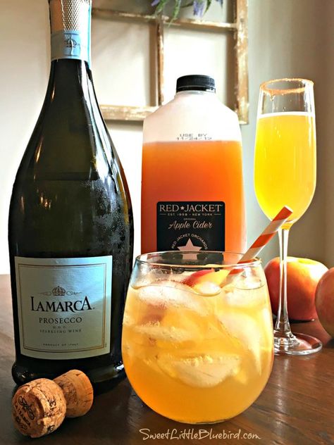 Holiday Apple Cider, Cider Mimosa, Prosecco Drinks, Cider Mimosas, Apple Cider Mimosa, Cider Cocktail, Apple Cider Cocktail, Prosecco Cocktails, Cider Cocktails