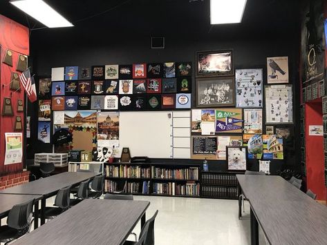 Boarding School Campus, Middle School Theatre, Theater Classroom, Drama Studio, Classroom Layouts, High School Theatre, Drama Classroom, Thanksgiving Play, Script Analysis