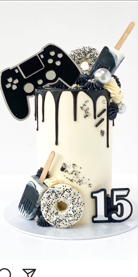 Gamer Birthday Cake, Playstation Cake, Cake Designs For Boy, Cake Design For Men, Teen Cakes, 13 Birthday Cake, Fancy Cupcakes