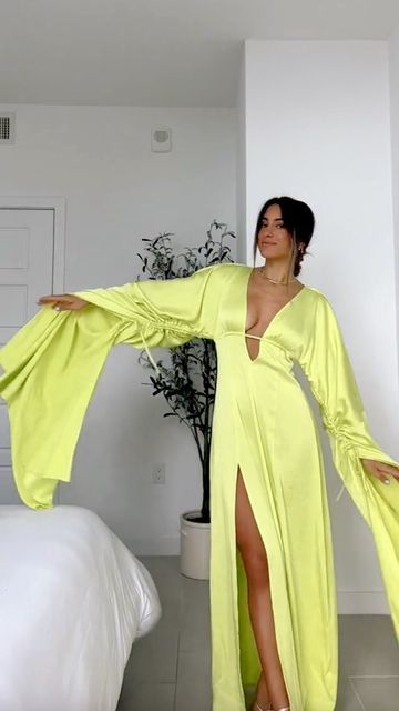 REVOLVE on Instagram: "thanking the dress gods and @bynicolevoz for showing us the @cultgaia winona gown 💚💚💚 get the look at the link in our bio" Dubai Trip, Revolve Dress, Revolve Dresses, Dubai Travel, Clothes Patterns, Show Us, Dress Summer, Get The Look, Clothing Patterns