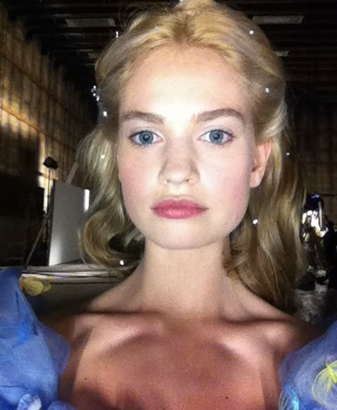 Lily James Cinderella Hair, Cinderella Live Action Dress, Scarlett Hair, Lily James Cinderella, Cinderella Lily James, Cinderella Movie 2015, Cinderella Makeup, Cinderella Prom Dress, Cinderella Prom