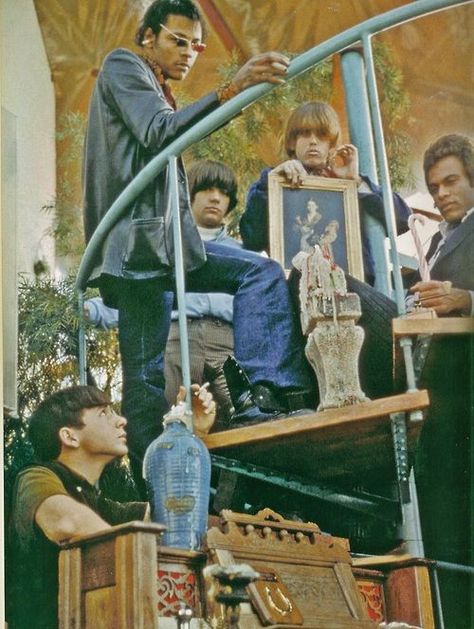 Arthur Lee, Norma Talmadge, Rock Band Photos, Sly Stone, Gene Vincent, Eddie Cochran, Acid Rock, 1960s Music, Love Pic