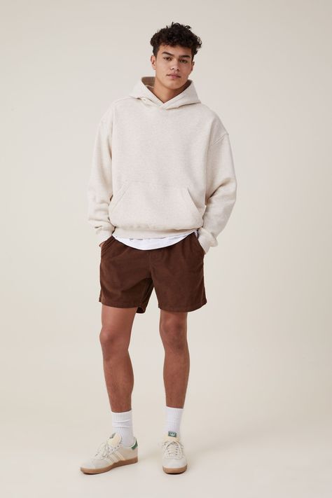 Cotton On Men's Easy Short in Chocolate Cord #Knitted_Cardigan_Sweater #Sweater_With_Pockets #Quick_Outfits #Casual_Sweater #men's_fashion https://whispers-in-the-wind.com/category/mens/?mens-vintage-printed-casual-sweatshirt Male Fashion Casual Simple, Men Short Outfits Summer, Basic Outfits Streetwear, Casual Summer Men Outfits, Mens Summer Fashion 2020, Europe Vacation Outfits Men, Men’s Casual Shorts, Cotton Shorts Outfit Men, Men Style Outfits Summer