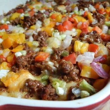 Taco Fiesta Bubble Up Casserole - Drizzle Me Skinny! Bubble Up Casserole, Weight Watchers Casserole, Weight Watcher Meals, Ww Meals, Weight Watchers Smart Points, Weight Watcher Dinners, Points Recipes, Bubble Up, Hungry Girl