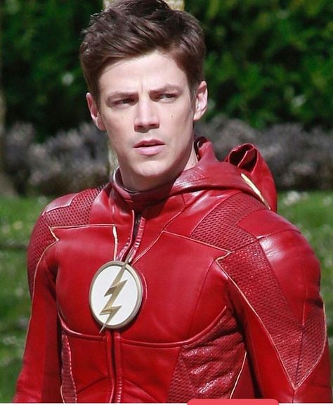 Berry Allen, Flash Season 4, Barry Allen Flash, The Flash Cw, Flash Costume, Funny Tom, Flash Barry Allen, Supergirl 2015, Flash Tv Series