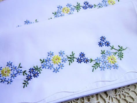 Embroidered Pillowcases Pattern, Embroidery Pillowcases Patterns, Hand Embroidered Pillowcases, Pillow Case Embroidery Patterns, Embroidered Pillowcases Ideas, Embroider Pillowcase, Embroidery Pillowcases, Embroidered Crochet, Vintage Crochet Patterns