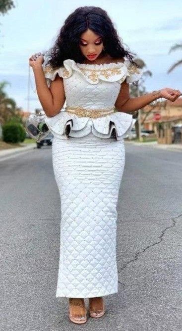 Kaba Styles Ghanaian Simple, White Ankara Dress African Style, African Wear Designs, Lace Dress Classy, African Fabric Dress, 2piece Outfits, African Print Dress Ankara, African Fashion Designers, Best African Dresses