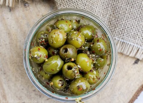 Olive Recipe, Spicy Feta, Stuffed Olives, Papa Recipe, Spanish Olives, Marinated Olives, Antipasto Platter, Olive Recipes, Charcuterie Platter