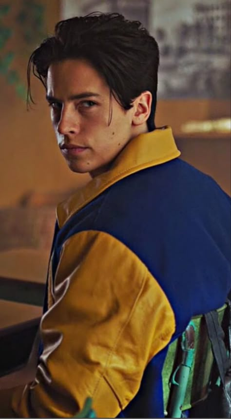 Sprouse Cole, Cole Sprouse Riverdale, Cole Sprouse Hot, Fp Jones, Cole Spouse, Hilarious Dogs, Cole Sprouse Jughead, Cole M Sprouse, Riverdale Characters