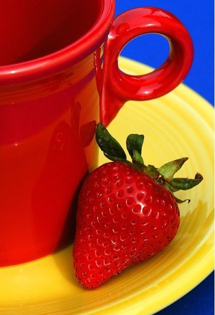 Fruit Cup, Photo Class, Primary Colours, Blue Yellow Red, Color Harmony, Yellow Aesthetic, Colour Board, Red Aesthetic, Red And Yellow