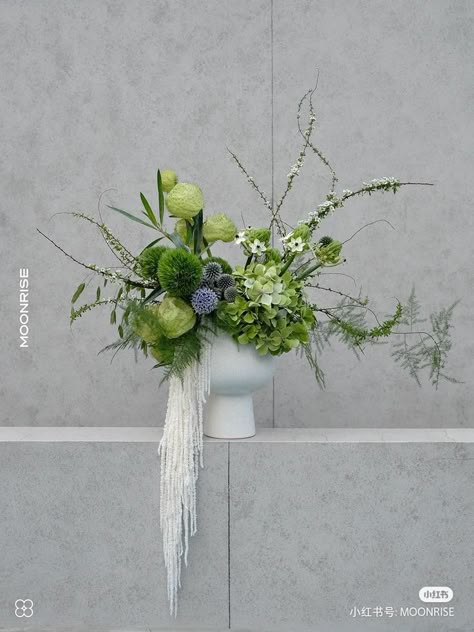 Modern Faux Flower Arrangements, Japanese Floral Arrangements, Corporate Flower Arrangements, Japanese Floral Design, Floral Designs Arrangements, Contemporary Flower Arrangements, Summer Flower Arrangements, Floral Art Arrangements, Modern Floral Arrangements