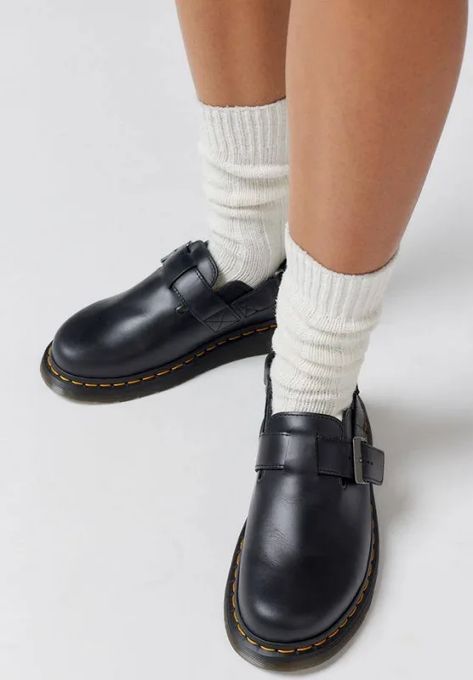 Mule Outfits Women, Mule Outfits, Mules Outfits, Dr Martens Jorge Ii, Mule Outfit, Dr Martens Jorge, Mules Outfit, Slingback Mules, Sandals Outfit