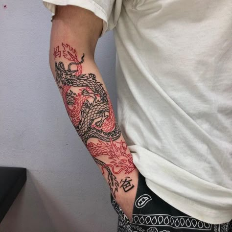 Dragon Tattoo Around Arm, Dragon Tattoo Forearm, Dragon Tattoo Stencil, Dragon Tattoo Arm, Japanese Tattoos For Men, Dragon Tattoos For Men, Small Dragon Tattoos, Chinese Dragon Tattoos, Japanese Dragon Tattoo