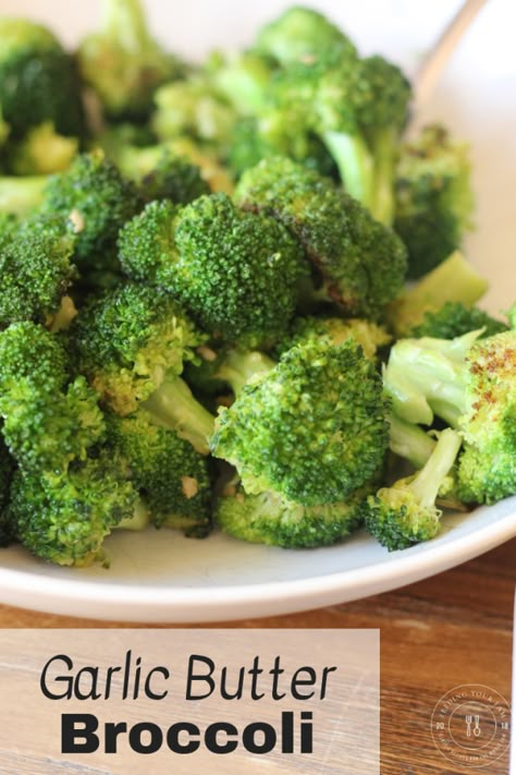 Broccoli Recipes Stove Top, Sauteed Broccoli Recipes, Garlic Butter Broccoli, Butter Broccoli, Seasoned Broccoli, Broccoli Recipes Side Dish, Easy Garlic Butter, Broccoli Side Dish, Broccoli Dishes