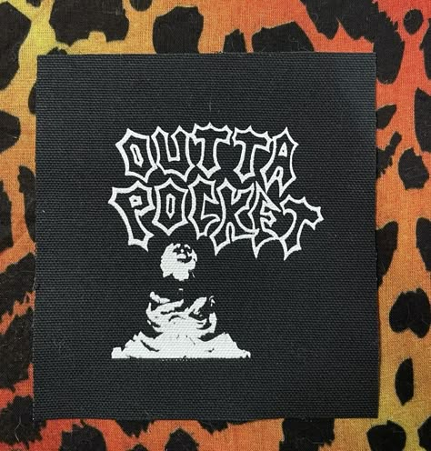 Punk Patch Ideas, Clothes Inpso, Diy Patches Punk, Patch Stencils, Punk Bands Posters, Punk Symbols, Bands Posters, Band Funny, Outta Pocket