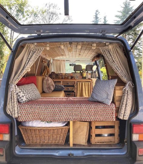 Mitsubishi Express Camper, Small Van Build Ideas, Van Turned Into Camper, Small Van Ideas, Caddy Van Conversion, Small Van Camper, Small Van Build, Vw T4 Interior Ideas, Small Van Conversion Ideas