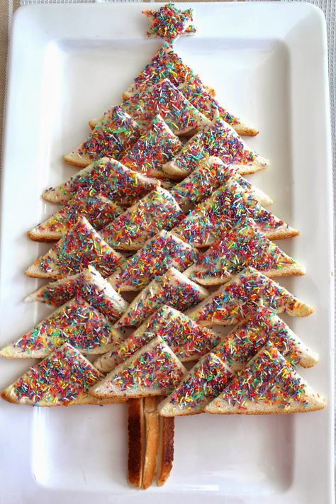 Bread Christmas Tree, Bread Christmas, Deco Cupcake, Christmas Brunch Recipes, Lunch Chicken, Fairy Bread, Christmas Platter, Aussie Christmas, Australian Christmas