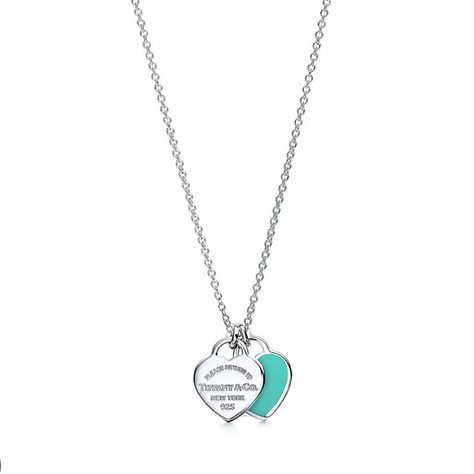 Tiffany And Co Double Blue Heart Necklace Tiffany Blue .925 Sterling Silver Silver Jewelry Tiffany, Collar Tiffany & Co, Tiffany And Co Aesthetic, Tiffany Double Heart Necklace, Tiffany And Co Heart Necklace, Colar Tiffany E Co, Dream Sleepover, Tiffany Necklaces, Blue Heart Necklace