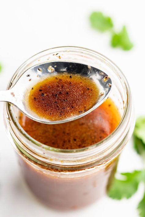 Asian Sesame Vinaigrette Asian Dressing Recipe, Flavorful Salads, Sesame Dressing Recipe, Asian Sesame Dressing, Sesame Vinaigrette, Asian Salad Dressing, Tofu Marinade, Asian Dressing, Delicious Salad Dressings