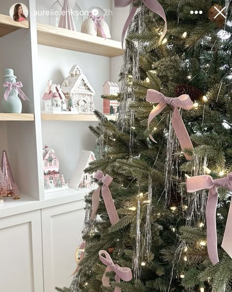 Pink Christmas Bows, Pink Bow Christmas Decor, Pink Bow Christmas, Pink Christmas Coquette, Pink Nutcracker Christmas Aesthetic, Pink Ballet Christmas Aesthetic, Pink Christnas Eecor For Tree, Christmas Dreaming, Pink Xmas