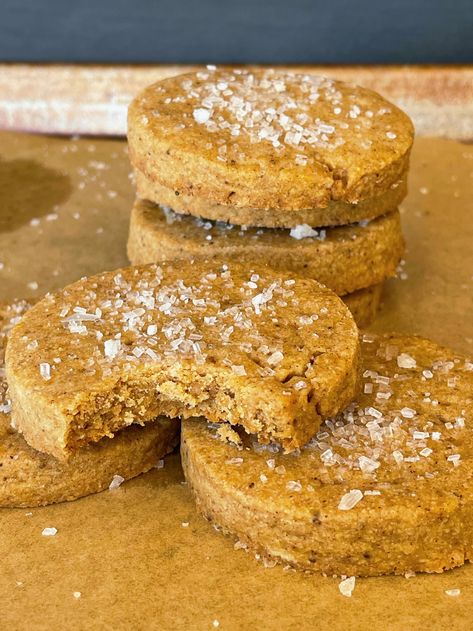 Brown Butter Pumpkin Shortbread Cookies — Chouquette Kitchen Pecan Butter Cookies, Pumpkin Shortbread Cookies, Peanut Butter Shortbread Cookies, Chouquette Kitchen, Cookies Brown Butter, Pumpkin Shortbread, Plum Cobbler, 30 Cookies, Butter Shortbread Cookies