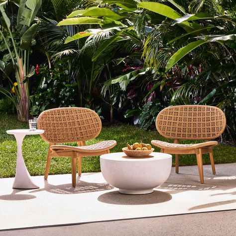 The Casa Outdoor Lounge Chair is all about curves & comfort. Infused with a rich blend of natural & man-made materials adding both textural interest & sense of authenticity. The Casa Outdoor Lounge Chair will bring a luxurious, relaxed & natural vibe to your outdoor space. Swipe to see more photos >> #outdoorchair #loungechair #australiandesign #sydneydesign #outdoorfurniture #outdoorliving #interiorstyling #homedecor #modernfurniture #horgans #comfortchair #environmentallyfriendly #balivib... Courtyard Pool, Coffee Chairs, House Interior Design Styles, Outdoor Coffee Table, Outdoor Lounge Chair, Natural Man, Contemporary Modern Furniture, Teak Table, Coffee Table White