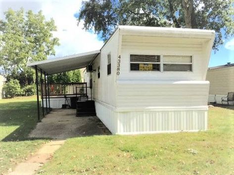 Mid Century Modern Mobile Home, Vintage Mobile Home Remodel, Rosemary Jelly, Cheap Mobile Homes, Moble Homes, Used Mobile Homes, Modern Mobile Homes, Trailer Park Trash, Cheap Tiny House