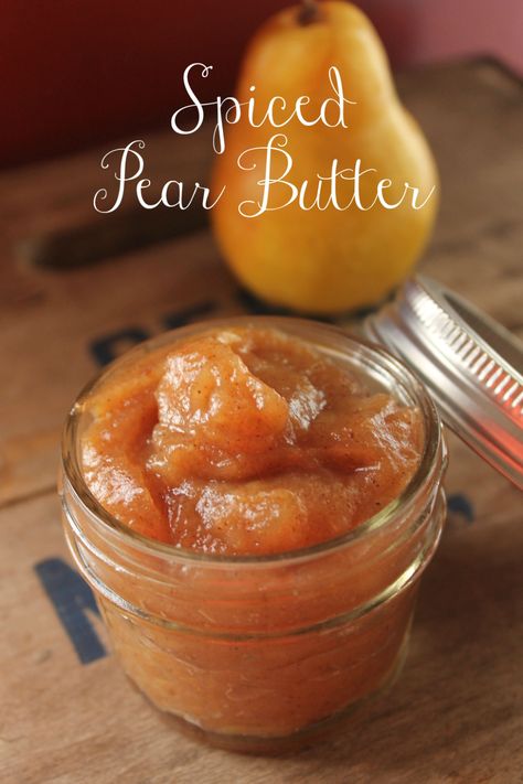 Spiced Pear Butter, Pear Butter Recipe, Flavored Butter Recipes, Butter Recipes Homemade, Fruit Butters, Pear Butter, Jam Recipes Homemade, Spiced Pear, Cheese Pairings