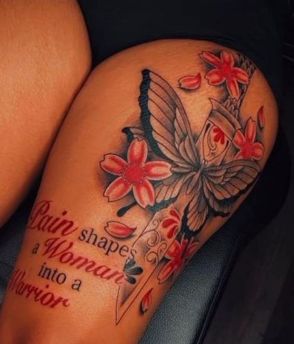 Explore the Art of Self-Expression: 15 Stunning Thigh Quote Tattoo Ideas for Women in 2024 Tats For Female, Side Thigh Tattoos Black Women, Left Thigh Tattoos For Women, Thigh Tattoo Ideas Black Women, Womens Tattoos Thigh, Thigh And Leg Tattoos Women, Tattoo Ideas On Leg For Women, Thigh Tattoo Women Black, Black Women Thigh Tattoos Ideas