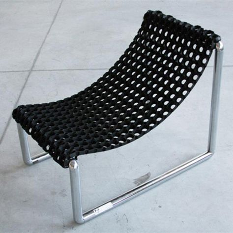 Mat chair Pipe Furniture Diy, Industrial Seating, Simple Furniture Design, Pvc Furniture, Pvc Pipe Projects, Pvc Projects, Furniture Design Chair, Pvc Pipes, Pipe Furniture