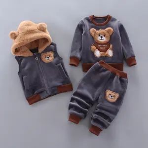 Baby Boy Winter Outfits, Winter Baby Boy, Kids Winter Outfits, Baby Mode, Suit Clothing, Baby Overall, Clothes Autumn, Unisex Clothes