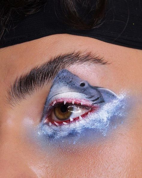 lucifer emanuele petrini on Instagram: “Shark Week 🦈 d0n’t b3 scar3d to div3 in deep. I’ve been waiting for this moment since february! my favorite moment of summer! y’all know…” Shark Makeup, Crazy Eyeshadow, Dazed Beauty, Punk Makeup, Calm Sea, Cute Eye Makeup, Fun Makeup, Face Art Makeup, Pretty Makeup Looks