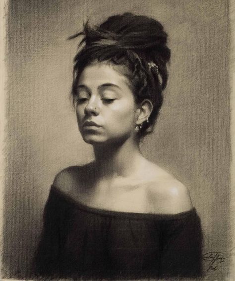 Instagram 上的 Florence Academy of Art：「 Beautiful portrait by FAA alumna and current instructor at @florenceacademyofartus, Cornelia Hernes ⚜️ @corneliahernesartwork 」 Mars Black, Florence Academy Of Art, Art Charcoal, Master Drawing, Charcoal Portraits, Charcoal Art, Toned Paper, Amazing Drawings, Portrait Sketches