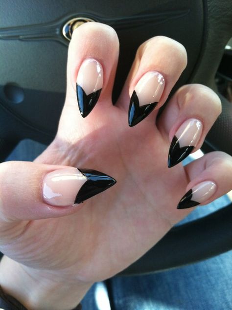 Fierce Black Stiletto Nails, Thanksgiving Nail Designs, Thanksgiving Nail Art, Stiletto Nail Art, Cute Christmas Nails, Christmas Gel Nails, Stiletto Nails Designs, Super Nails, Christmas Nails Acrylic