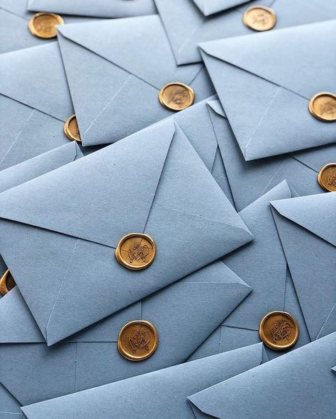 Ravenclaw Aesthetic, Baby Blue Aesthetic, Alice Blue, Light Blue Aesthetic, Mini Champagne, Blue Aesthetic Pastel, Handmade Envelopes, Handmade Wedding Invitations, Greenery Wedding Invitations