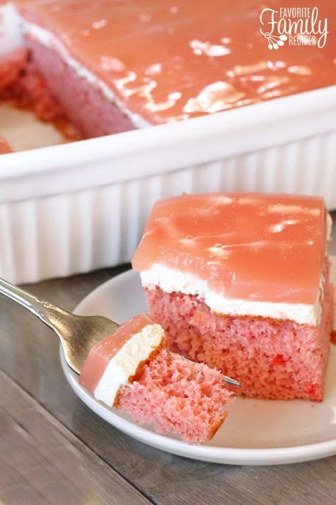 Guava Cake Recipe, Hawaiian Dessert Recipes, Hawaiian Dessert, Guava Cake, Guava Recipes, Hawaii Recipes, Hawaiian Desserts, Hawaiian Foods, Hawaiian Dishes