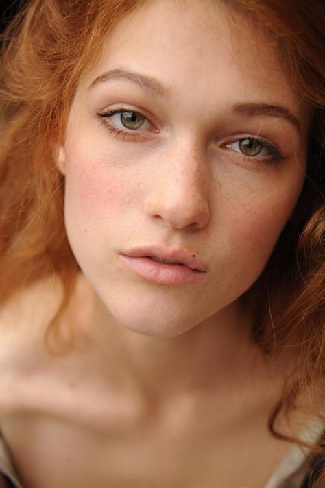 Nicole Fox Nicole Fox, Red Hair Woman, America's Next Top Model, Next Top Model, Girl Inspiration, Eye Color, Redheads, Red Hair, Beautiful People