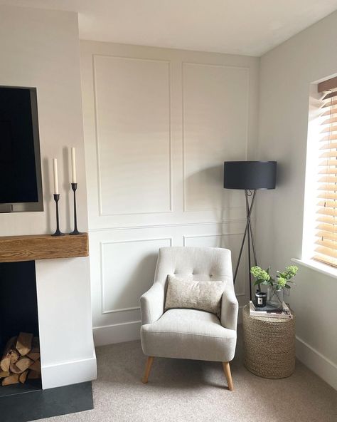 Panelled Walls Home Office, Panelling On One Wall Living Room, Cosy Living Room Panelling, Wall Paneling Ideas Small Living Room, Panelling With Fireplace, Panelling In Small Living Room, Living Room Panelling Around Fireplace, Living Room Feature Wall Panelling, Shaker Wall Paneling Living Room