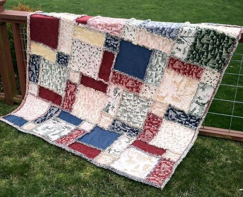 (7) Name: 'Quilting : TWISTED RAG QUILT PATTERN Flannel Rag Quilts, Rag Quilt Patterns, Quilt Pattern Download, Quilt Care, Patchwork Quilting, How To Finish A Quilt, Rag Quilt, Quilting Tips, Patchwork Quilt