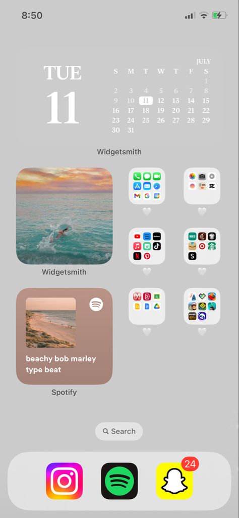 Application Iphone Rangement, Basic Homescreen Ideas, Iphone Background Ideas Apps, How To Make Your Home Screen Aesthetic, Rangement Iphone Application, Ideas Pantalla Inicio Iphone, Organisation Telephone Aesthetic, Phone Setup Ideas Aesthetic, Organized Phone Screen