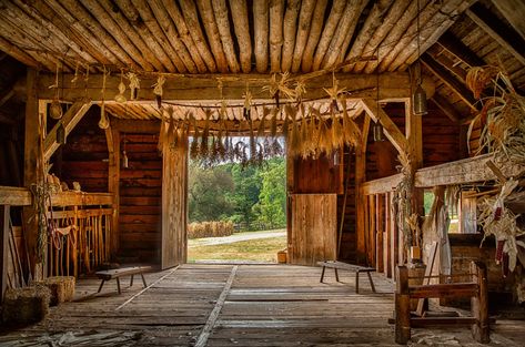 Barn Interior | Interior of an old barn with straw. | Kevin Case | Flickr Old Wood Interior, Old Barn Aesthetic, Old Ranch House Interior, Barn House Aesthetic, Old Stables, Stable Aesthetic, Old Barns Rustic, Barn Aesthetic, Interior Minecraft