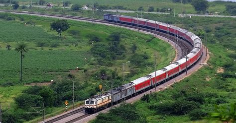 21 Amazing Facts About Rajdhani Express We Bet You Didn’t Know Rajdhani Express, India Railway, Japanese Couple, Train Whistle, Indian Travel, Kumbh Mela, Brain Art, Northeast India, Indian Railways