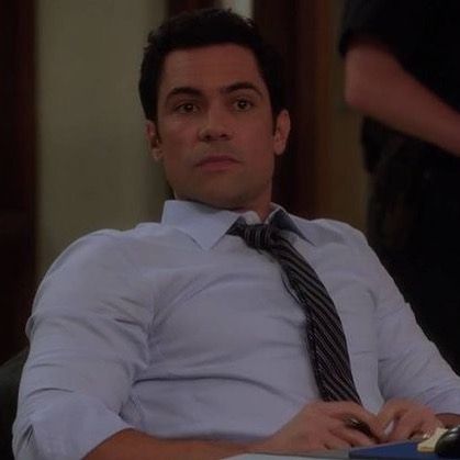 𝓈𝓋𝓊._.𝟦𝓁𝒾𝒻𝑒 on Instagram: “I NEED TO KNOW IF THIS BBY IS OKAY...🥶👏 #nickamaro #dannypino #nbcsvu @eldannypino” Danny Pino Mayans, Nick Amaro Svu, Its Just A Phase, Only The Young, Sonny Carisi, Nick Amaro, Mayans Mc, Law And Order Special Victims Unit, Elite Squad